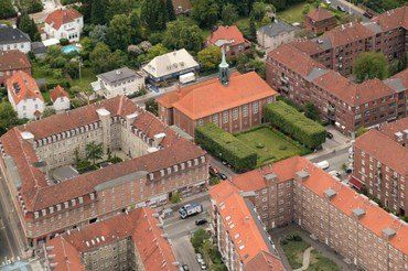 Luftfoto af Lindevang kirke